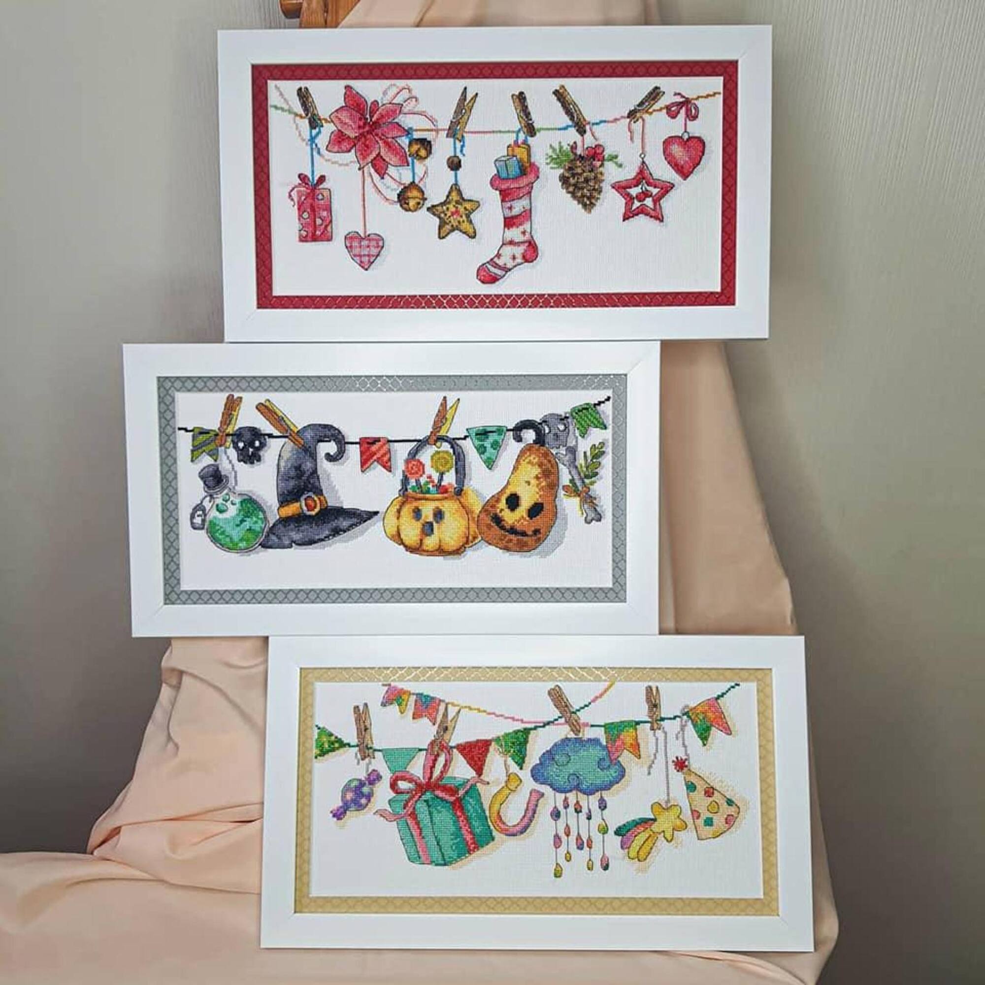 Charivna Mit Cross Stitch Kit Festive Mood